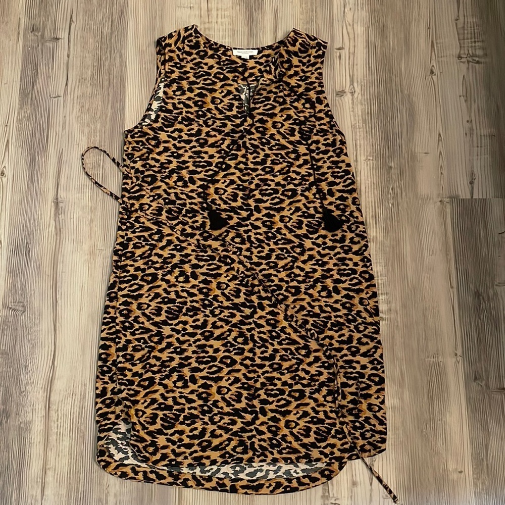 Womens medium cheetah print dress